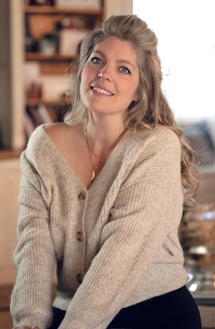 Author Sheryl Stacey Neilson